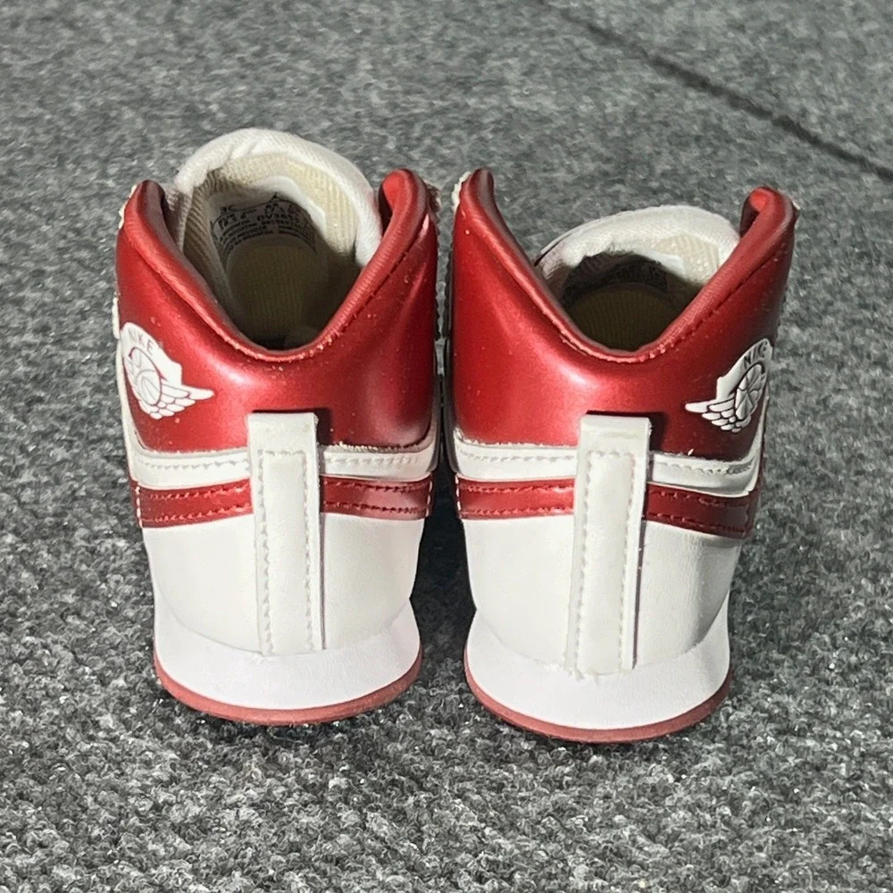 NEW Baby Jordan 1 High 85 Size 3C Toddler Sneakers White Team Red DV3655-161
